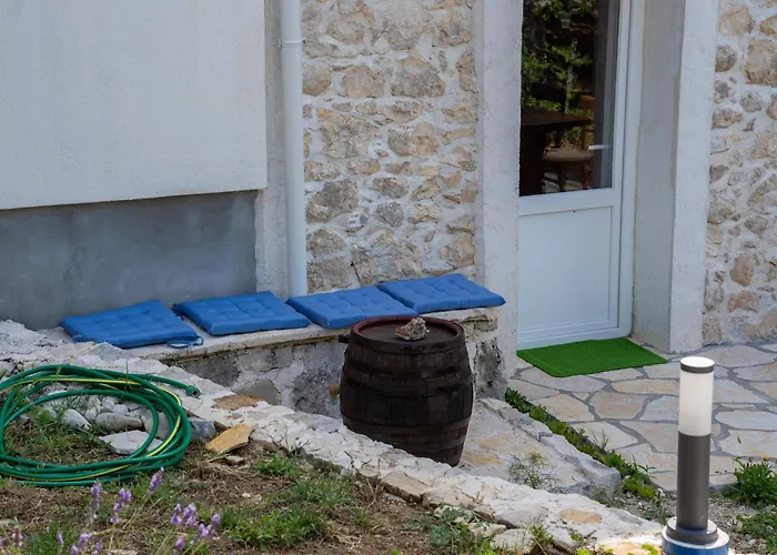 Kuca Za Odmor Nikola بيت للعطل زادار